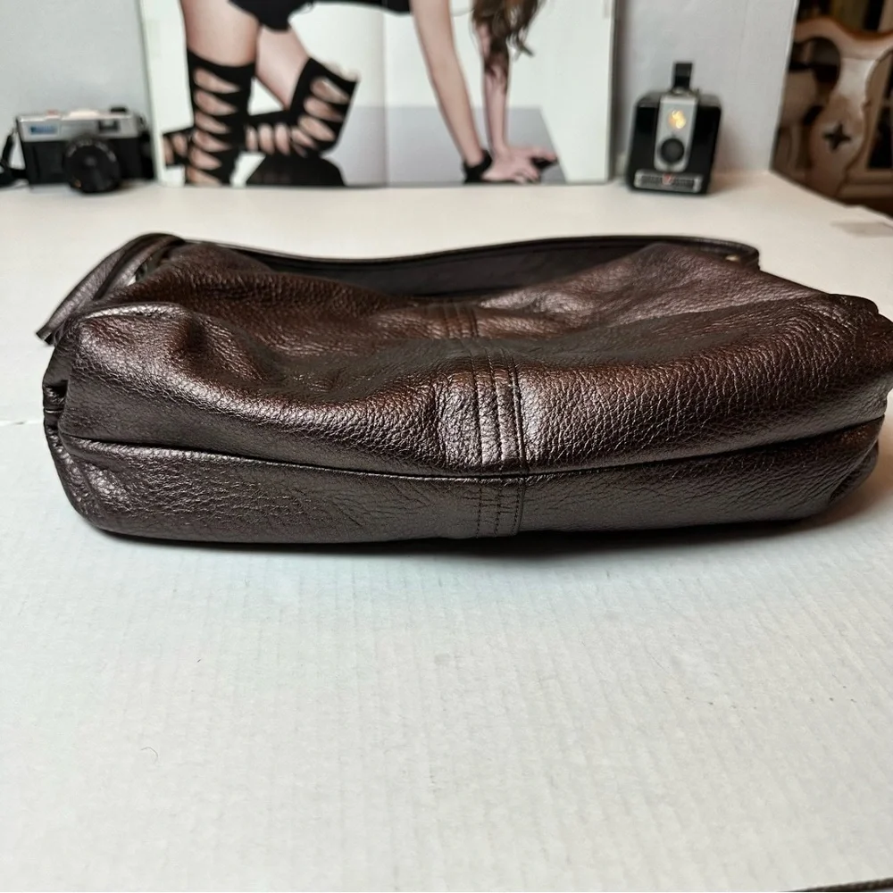 Vintage Y2K Elliott LuccaLeather Hobo Bag SoftPebbled Leather Everyday Shoulder